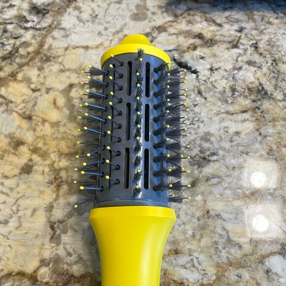 Drybar The Single Shot Blow-Dryer Brush - Picture 6 of 8